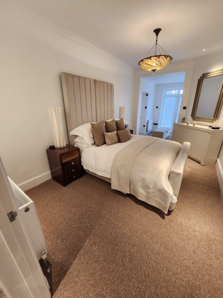 Screenshot 2025-09-18 at 12.19.03